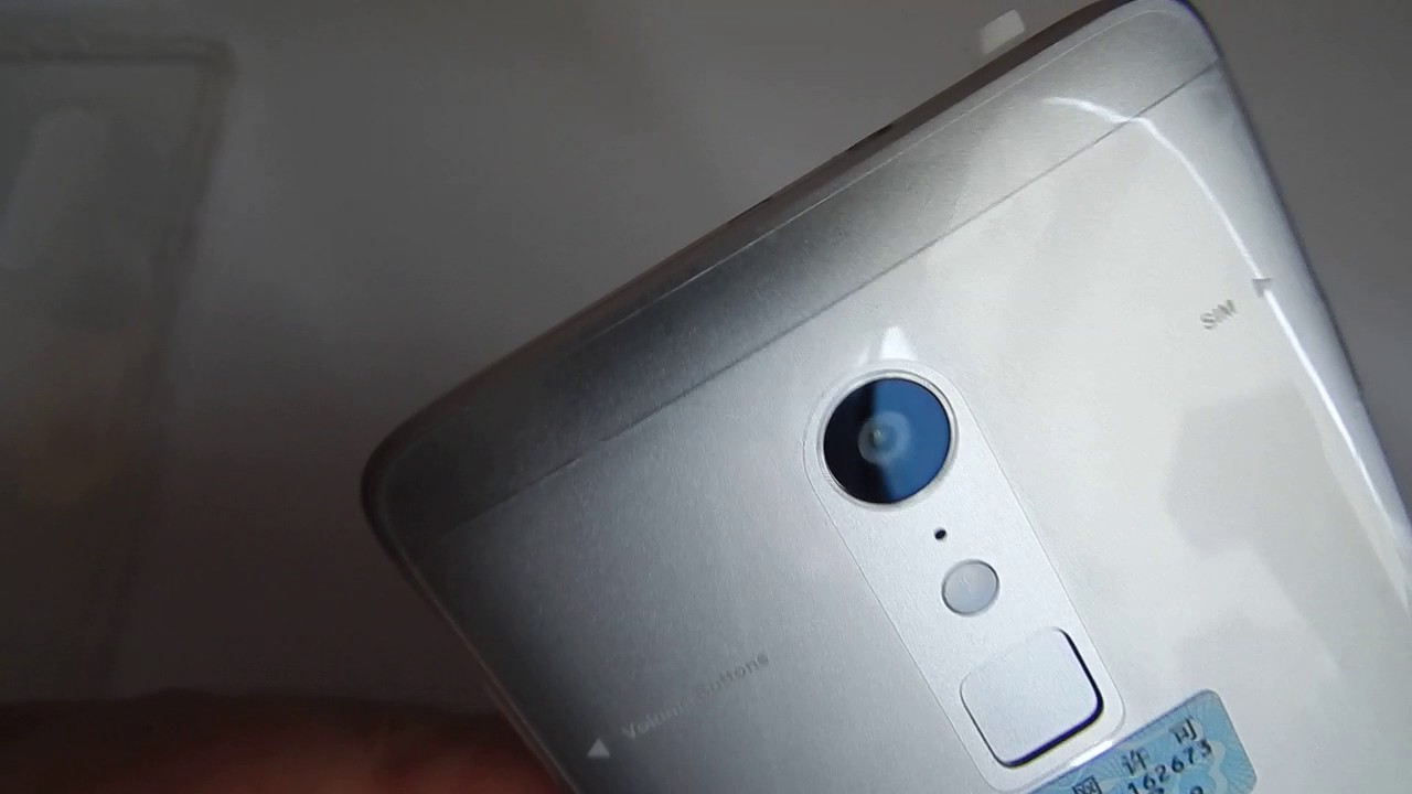 [Распаковка] Смартфон SHARP A1 молчаливый необзор