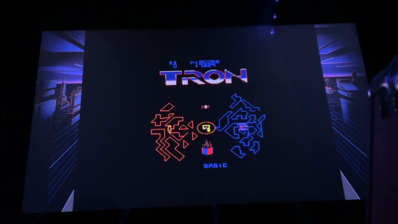Tron Arcade Gameplay