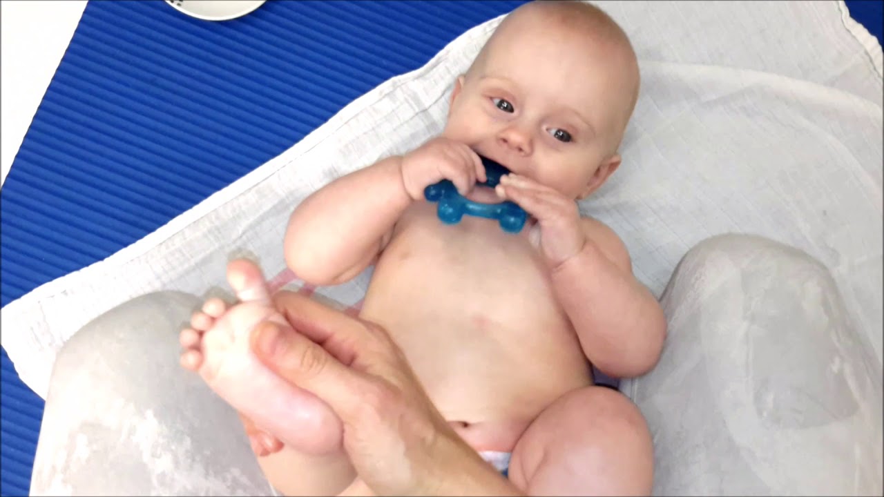 Aktivnosti z dojenčkom / Masaža dojenčka