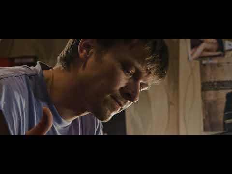 Мертвым повезло - Trailer