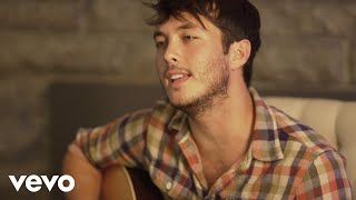 Video thumbnail of "Laine Hardy - Please Come Home for Christmas (Acoustic)"