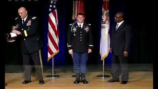Soldiers Update: General Douglas MacArthur Leadership Awards