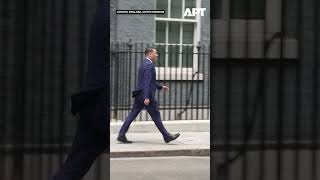 Streeting Rushes to 10 Downing Street for short meeting with PM Starmer | APT