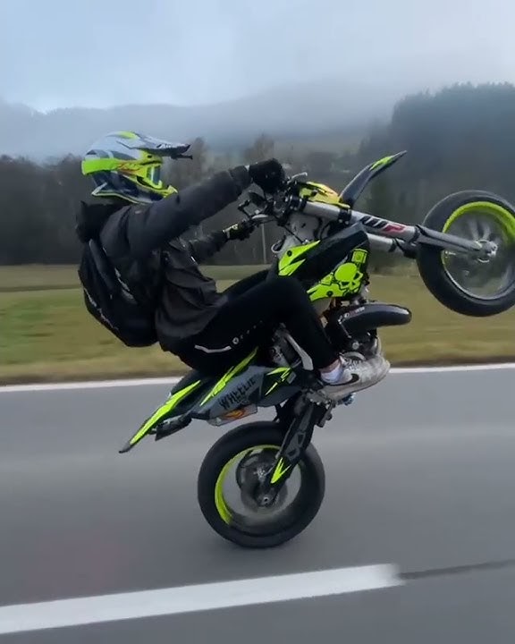 whelie terbaru #supermoto duniawi