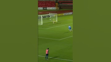 Superb two goals from Leeds United’s Ollie Pickles