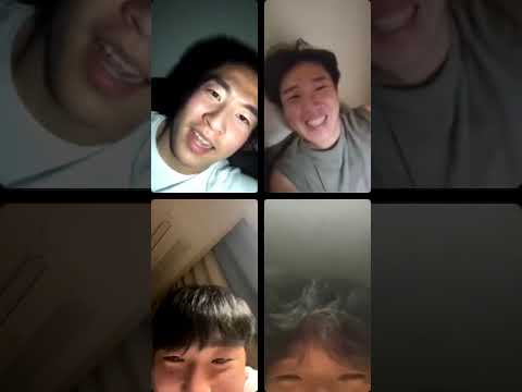 저 처음 봤을 때 몇 살 같이 보였습니까?