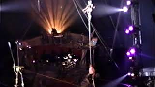 Alex and Lucy performing perch on the wire 2000 in Barnums Kaleidoscape