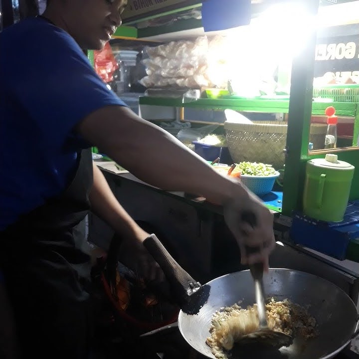 Nasi Goreng Wong PEMALANG Insyaa ALLAH rasanya tidak di RAGU kan lagi...