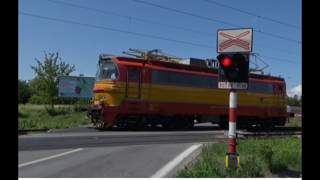 Železničné priecestie Bratislava Ružinov (2) (SK) (24.6 2020) Railroad crossing