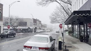 Snowfall intensifies in downtown Burlington, North Carolina