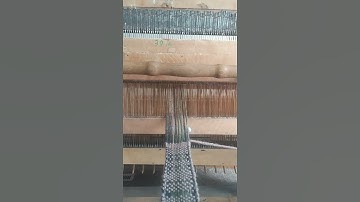 How a Vintage 1940 Floor Loom Works
