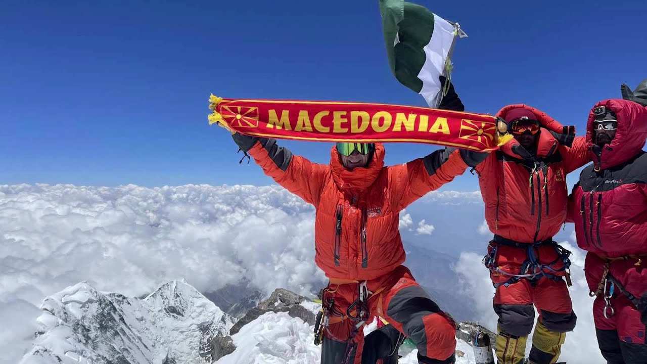 Кедев го искачи и деветтиот највисок планински врв во светот - YouTube