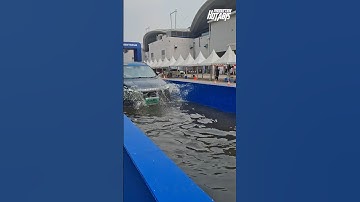 Jaecoo J5 EV Plunges into EV Water Obstacle