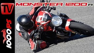 Ducati Monster 1200 R Test 2016 | Fazit, Action, Fahrverhalten (English Subs)