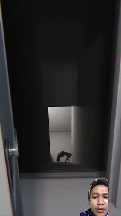 Tengge tengge ngagetin aja #scary #granny #backrooms #funny #doors #gaklucu #comedy
