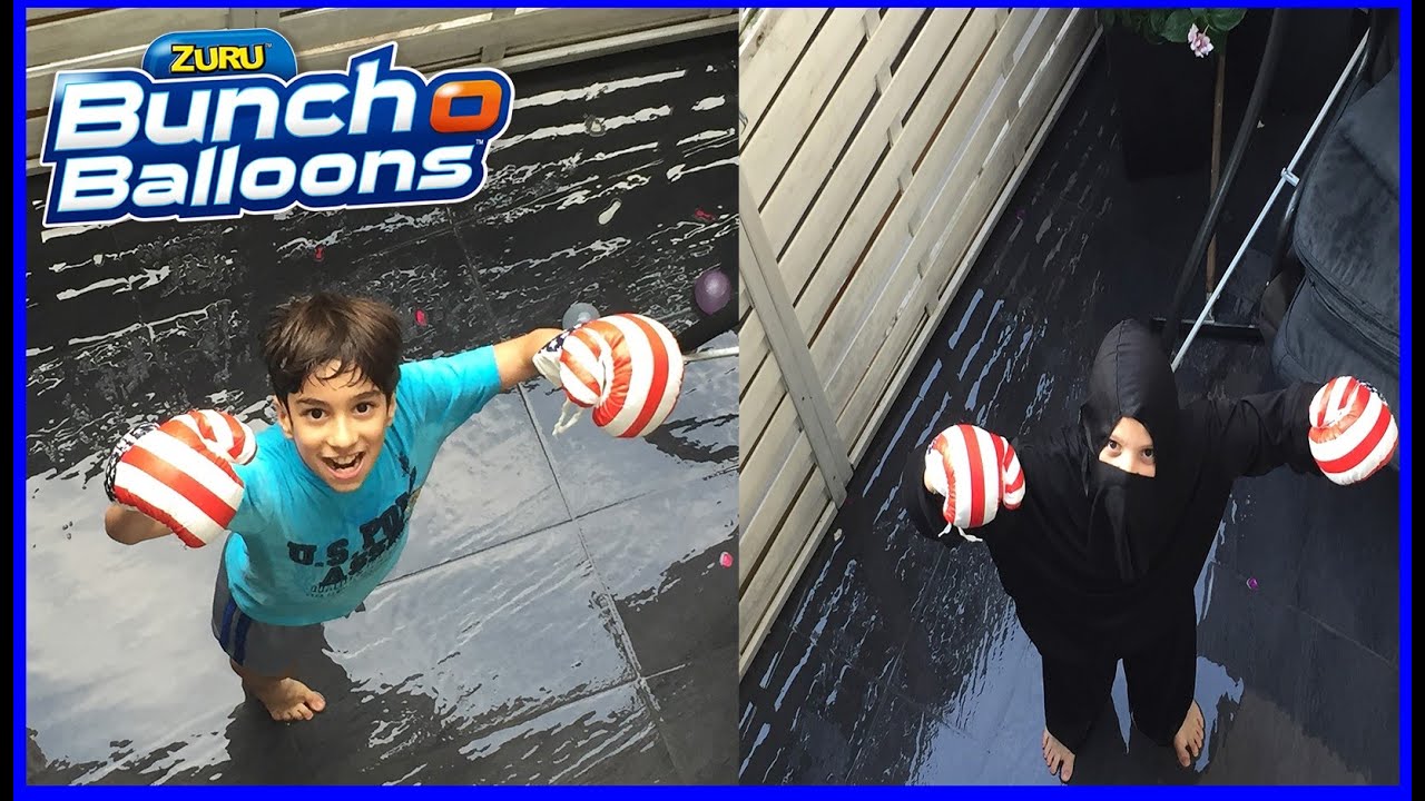 CHALLENGE DE BALLON À EAU AVEC NINJA ! - 100 ballons à eau en 60 secondes - StudioSurpriseToys