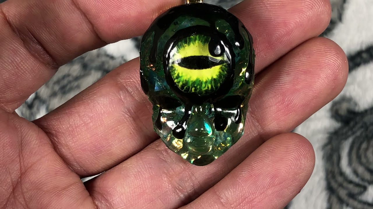 Heady Alien Heady resin Pendant Jewelry Necklace