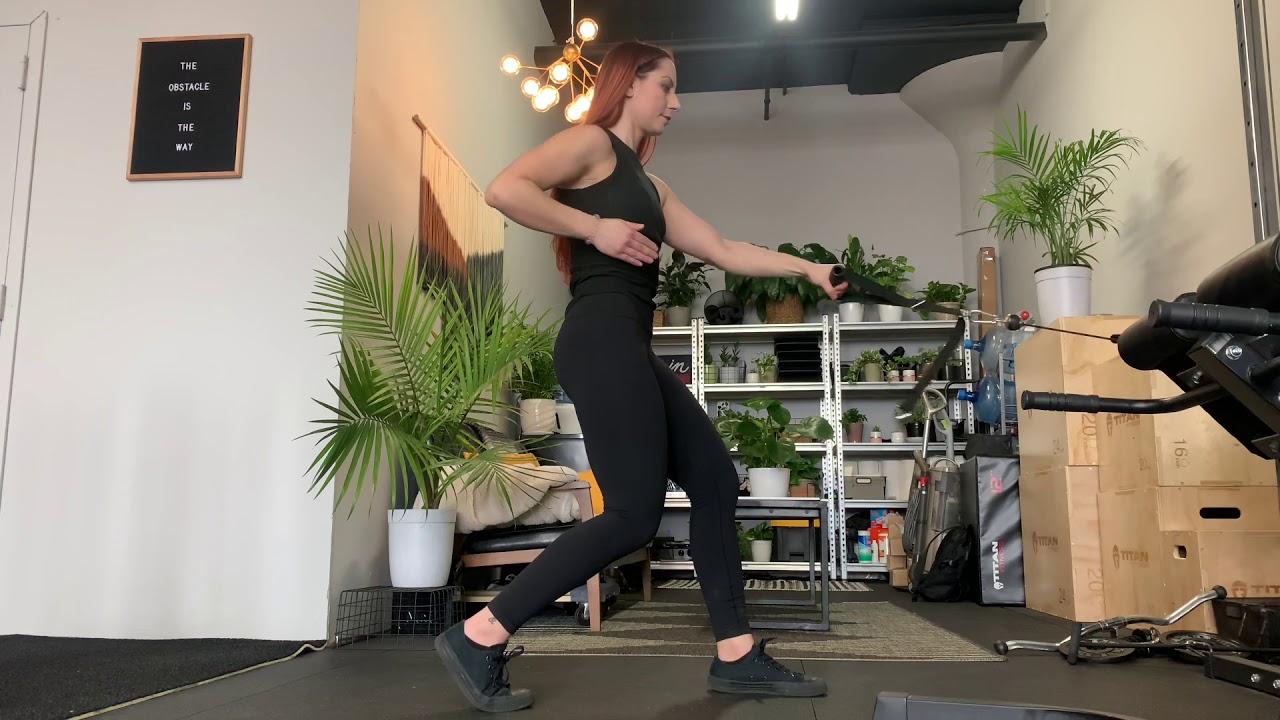 Staggered Stance Ipsilateral Rotational Cable Row - YouTube