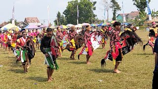 Tarian Prajuritan Kolaborasi 20 Group Ebeg Pakkem di lapangan Pliken Kembaran kab Banyumas #like 