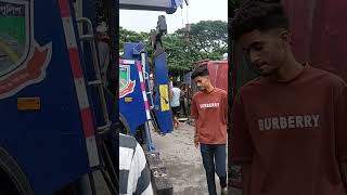 BRTC AC বাস এক্সিডেন্ট করছে এখন গাড়িটি উদ্ধার কাজ চালাচ্ছে পুলিশ