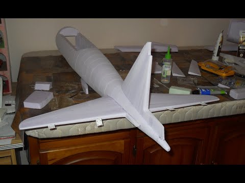 Decoupe polystyrene pour avion RC avec fil chaud 