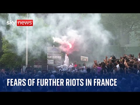 France stops public transport and deploys 40,000 officers over further riot fears