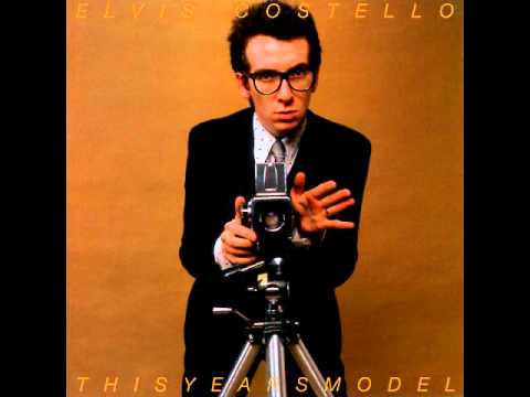 (I Don't Want To Go To) Chelsea - Elvis Costello