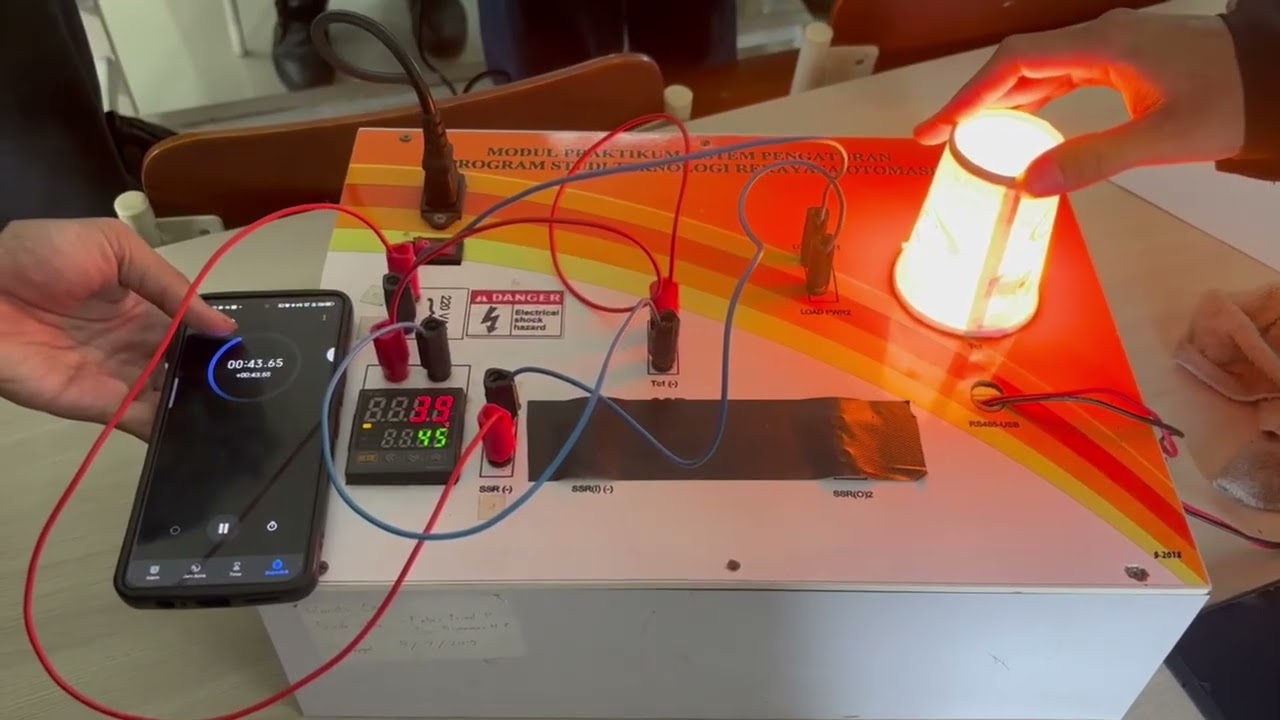 Sistem Kendali Temperatur dengan Autonics TK4S-T4RN Menggunakan DAQ Master