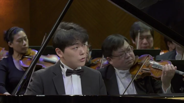 Changyong Shin   Semifinal Round Mozart Concerto  ...