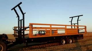 BIRNIE BALE SAFE, hydraulic side bale trailer.