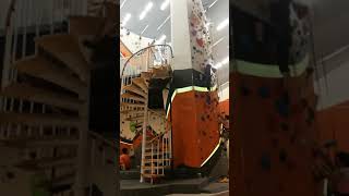 Rock climbing in Novina Square 1