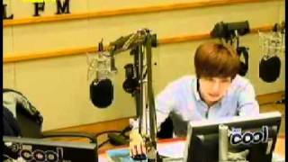 111018-Close-Up DJTeuk