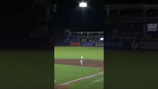 Bryson Stott Hits A 3-Run Homer To Bring The Game Into A 1 Run
