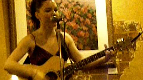 Tabitha Cox performing "Breathe" live at the Arabi...