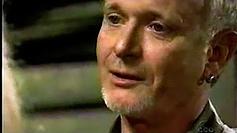 GH: Luke: Laura returns to the attic (August-September 2002)