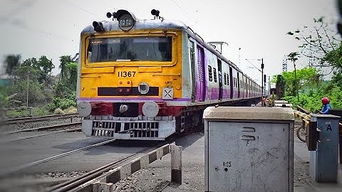 Furious Speedy Howrah-Barddhaman chord line EMU Local Skip through Level Crossing | Eastern Railways