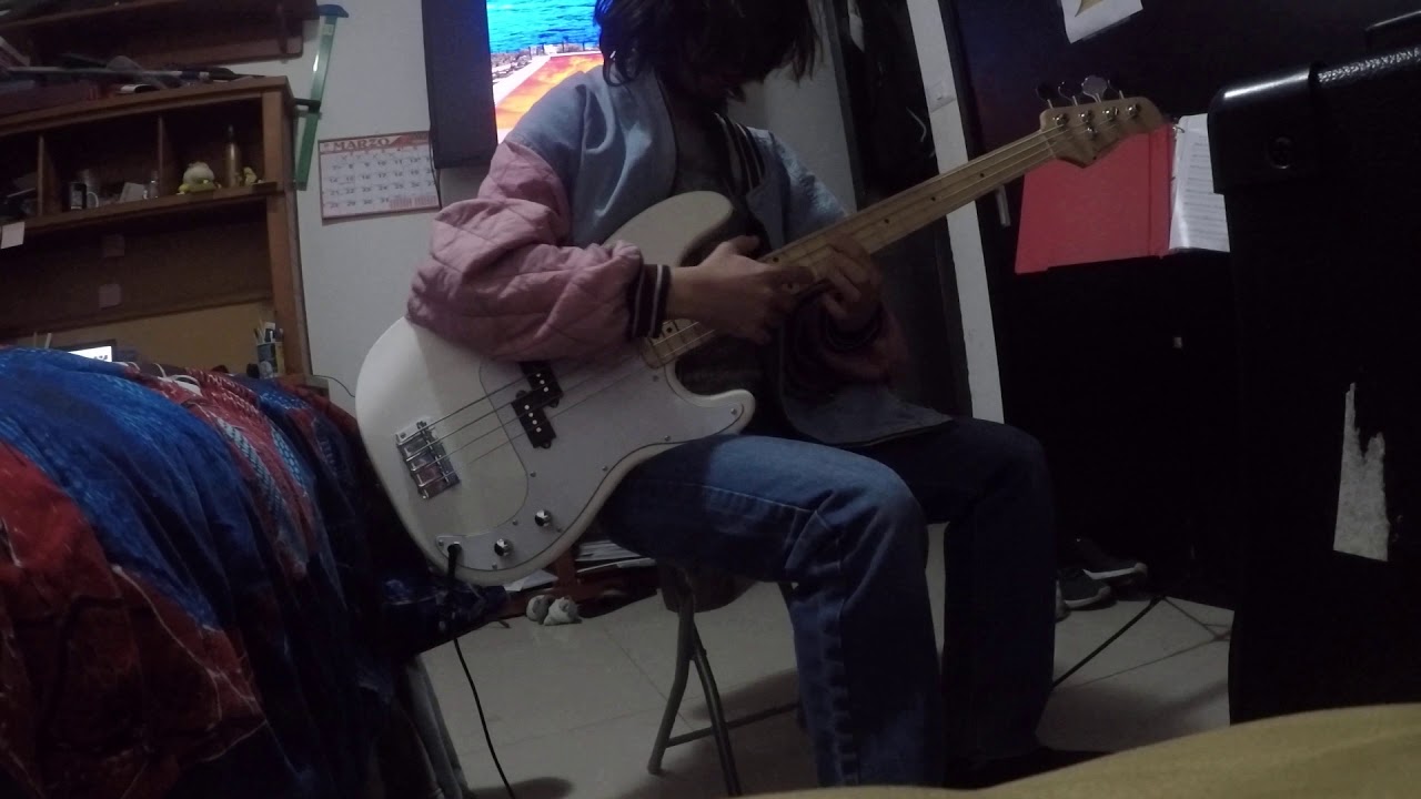 When you have small hands but you use both hands to play this part of this song