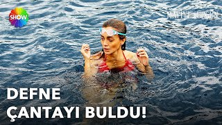 Defne çantayı buluyor! | Maviye Sürgün 2. Bölüm