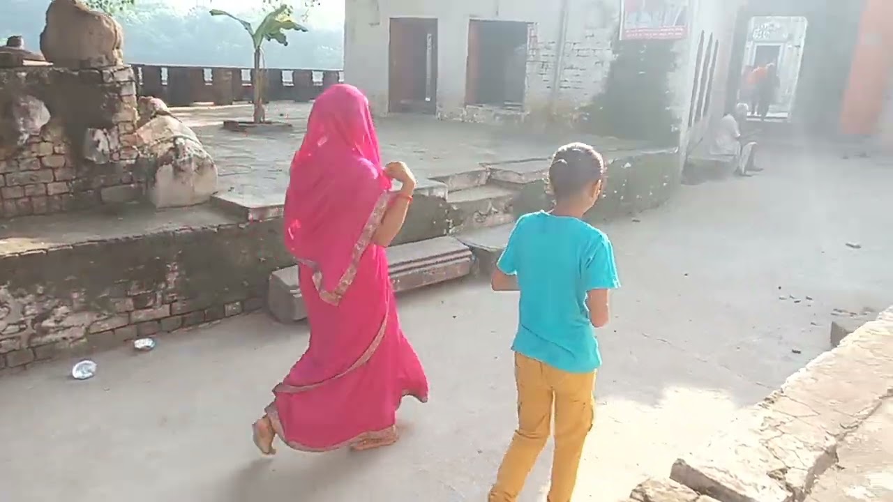 बृथला कुंड  (brithla kund)(आगरा )ऐसी मान्यता है यहां स्नान करने से होता है चर्म रोगों का नाश,,