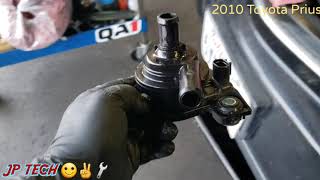 2010 Toyota Prius P0A93-305 inverter coolant system performance how to change the inverter pump.