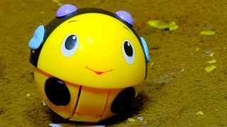 Smash Plastic Bee Toy Thing