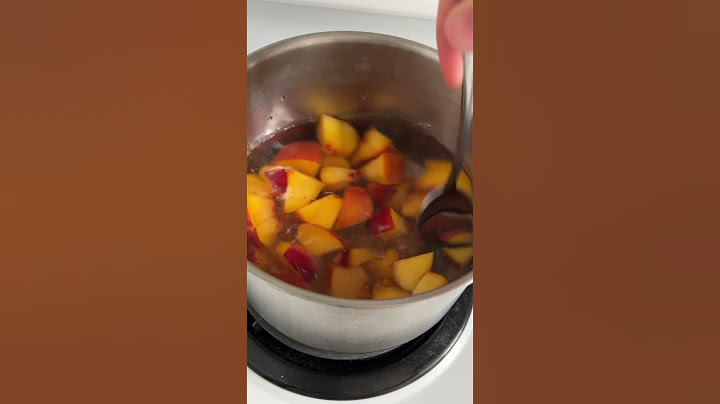 Homemade Peach Iced Tea  #recipe #refreshingdrink #icedtea
