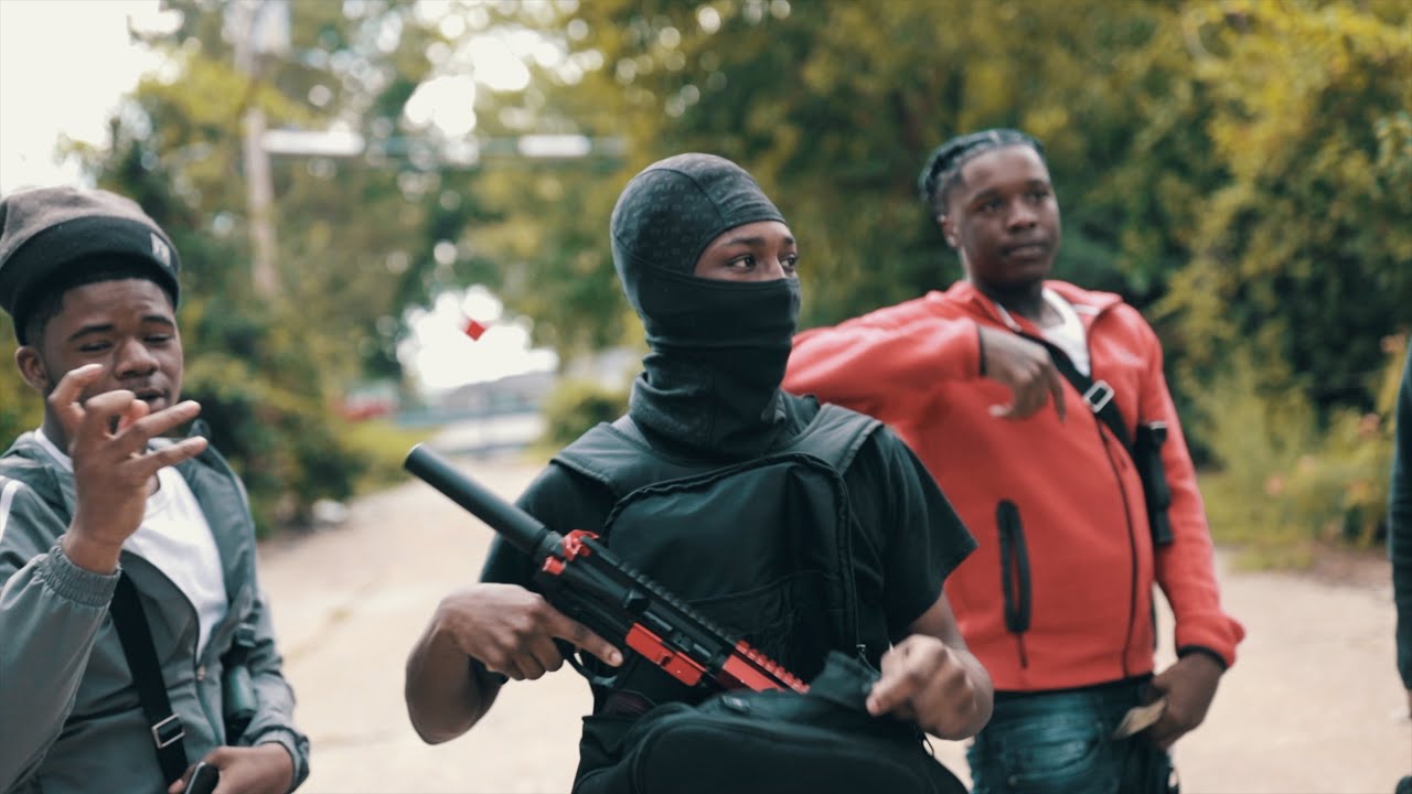 MonskiB x 4oess x Fullygngko - Bombsquad / Shot By 