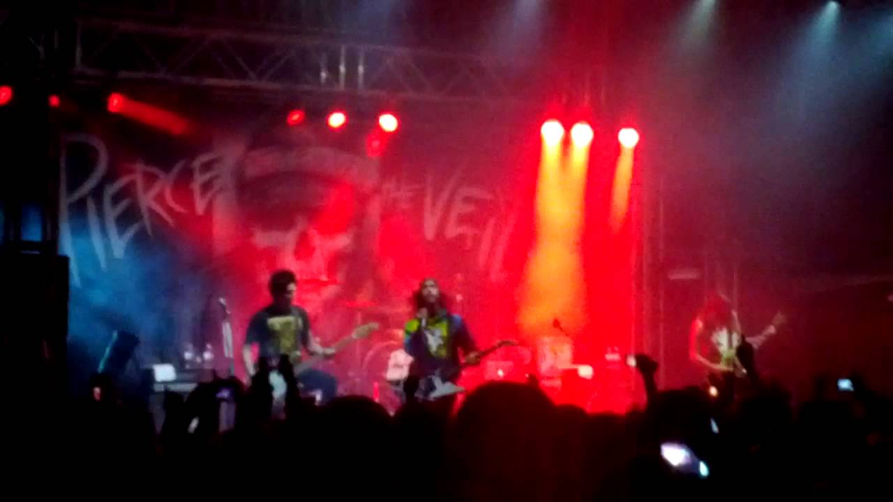 Pierce The Veil Hell Above (Live, Perth) 2013 YouTube