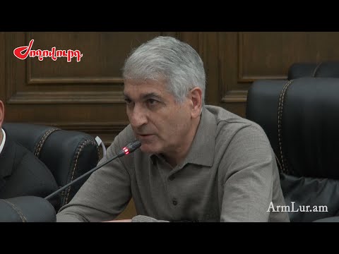 Ձեզ հարկ ենք վճարում, որ աշխատեք, ոչ թե միայն վարորդին ու քարտուղարուհուն վճարեք, վայելեք. Մակարյան