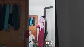 Türbanlı tiktok Resimi