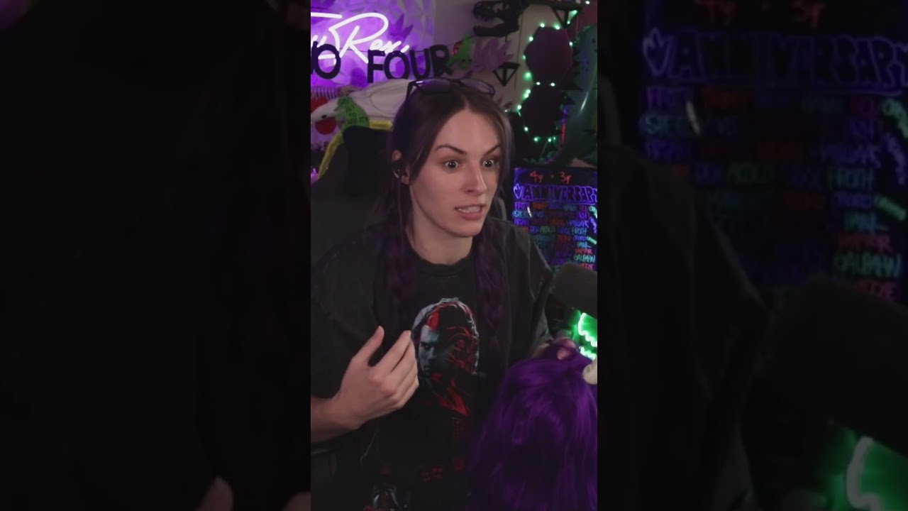 WHY AM I SO SUS #twitchstreamer #twitchchat #funnystreamer #streamerforyou #girlgamer