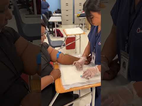     آموزش دوره فوریت پزشکی در مجتمع فنی نارمک02177203060