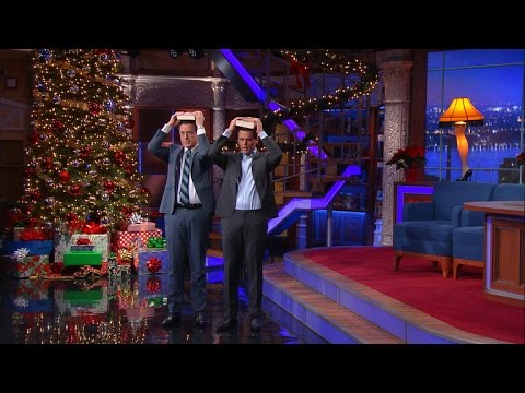 Jonathan Groff Teaches Stephen His King George Walk