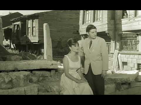 Eski İstanbul 1960 lı Yıllar - Yabancı Filmden Alınan Sahneler - (Ölümsüz Kadın Filmi)